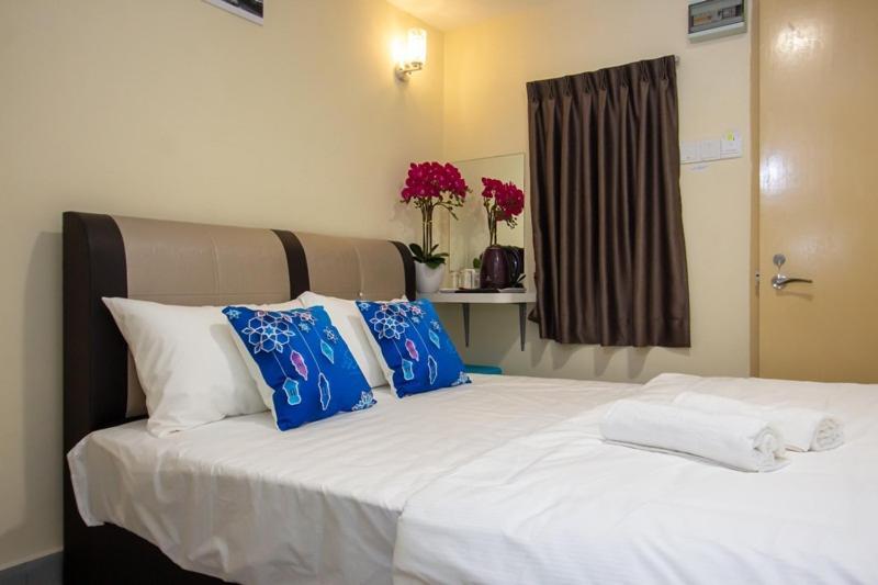 Southern Tip Hotel Pontian Kecil Esterno foto