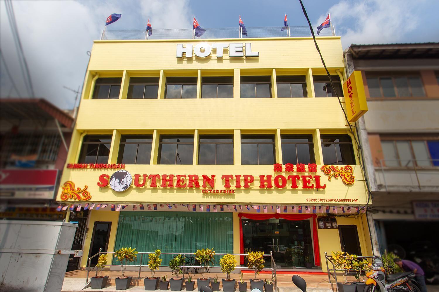 Southern Tip Hotel Pontian Kecil Esterno foto