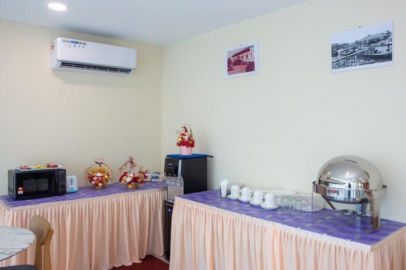 Southern Tip Hotel Pontian Kecil Esterno foto