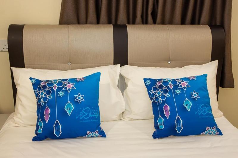 Southern Tip Hotel Pontian Kecil Esterno foto